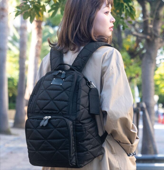 プレママの通勤バッグとしても、絶大な人気を誇るリュックタイプ。向いている方を解説します。